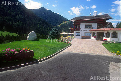 Hotel Garni Mirabel 4